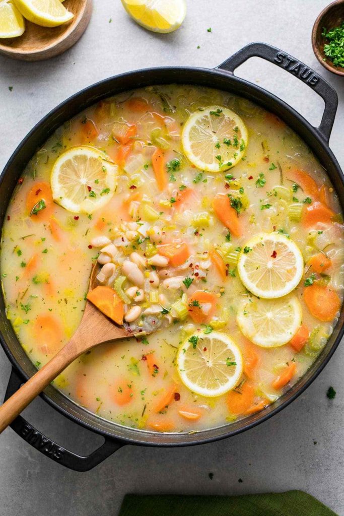 Receita de sopa de feijão branco com limão